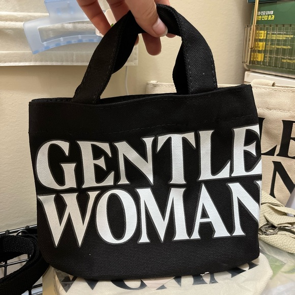 Gentle Woman Bags for Sale - Picture 3 of 6
